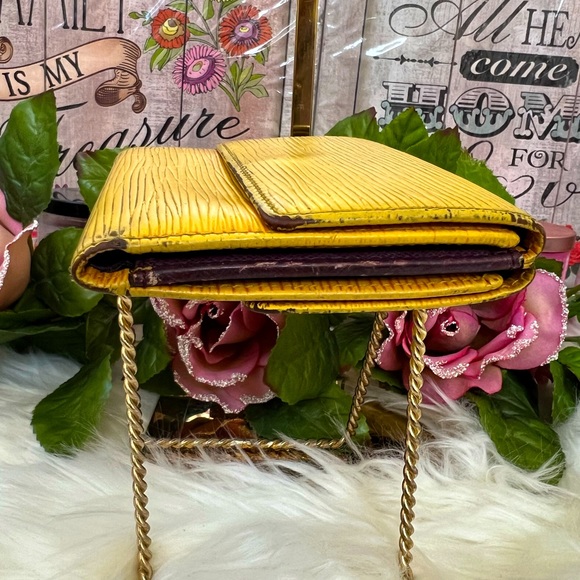 💜Louis Vuitton Epi Men’s Wallet - Picture 5 of 16